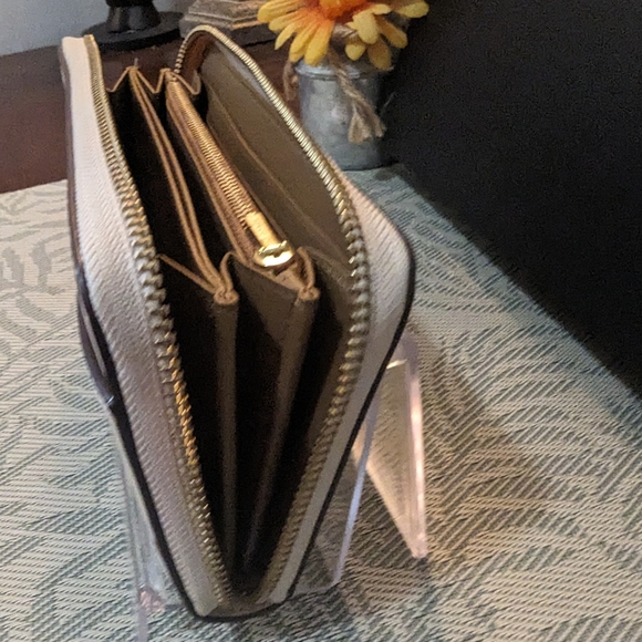 Coach wallet - Picture 8 of 10